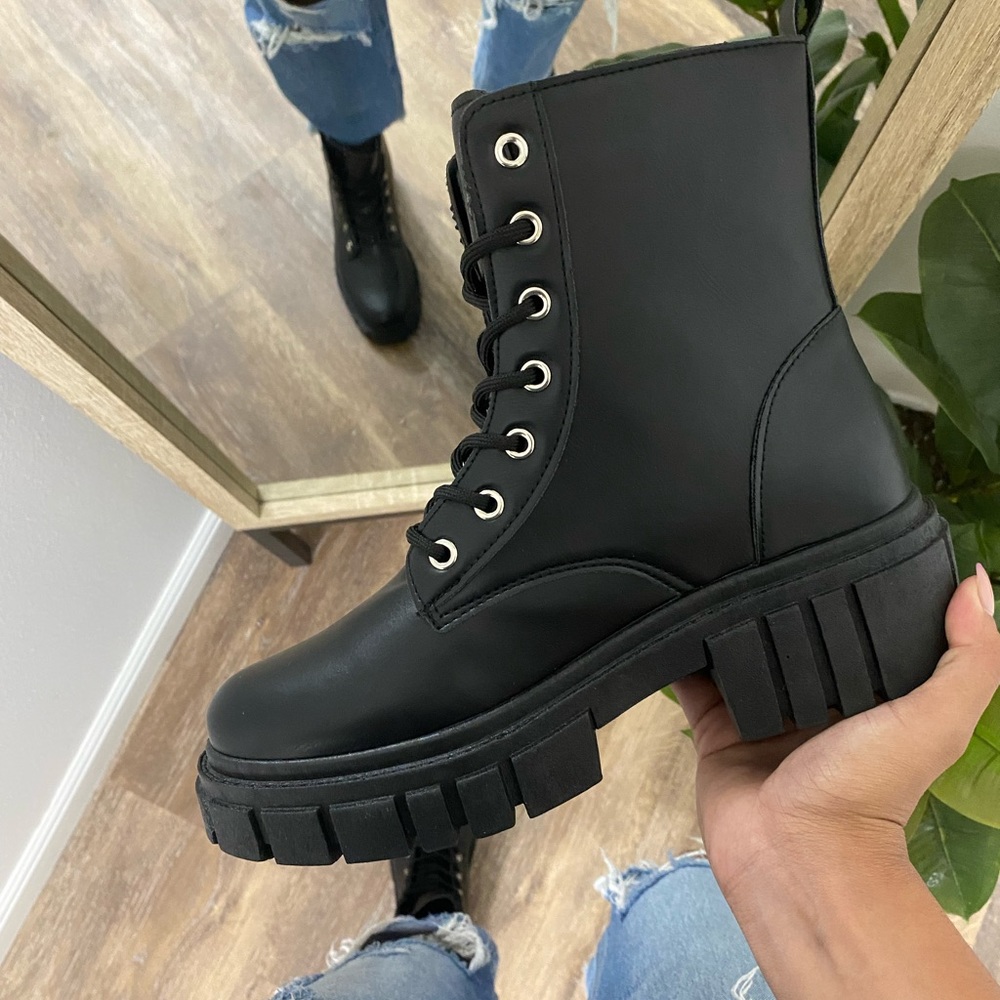 Black Boots
